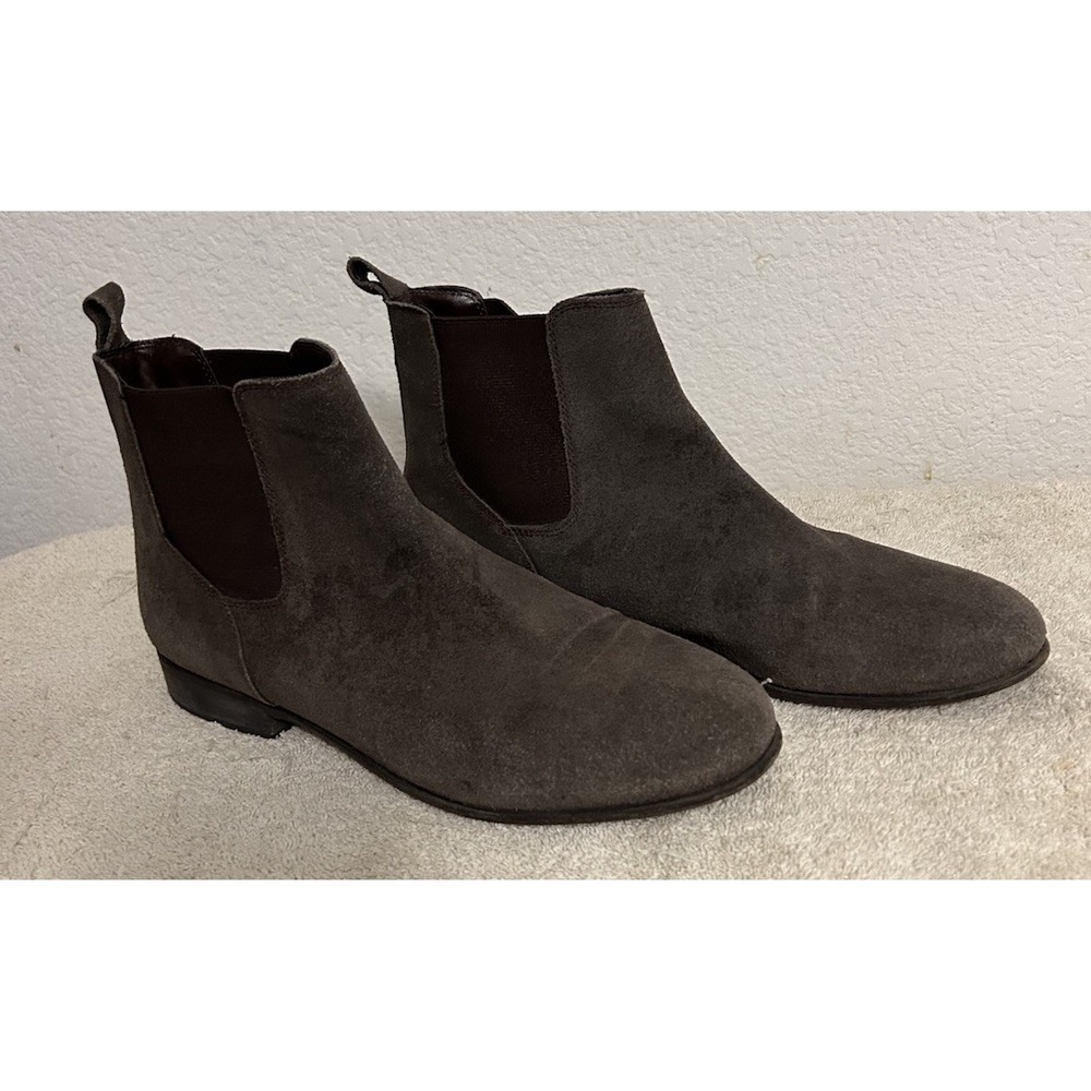 URBAN OUTFITTERS Men's Size 11 Faux Suede Chelsa Boots SB320